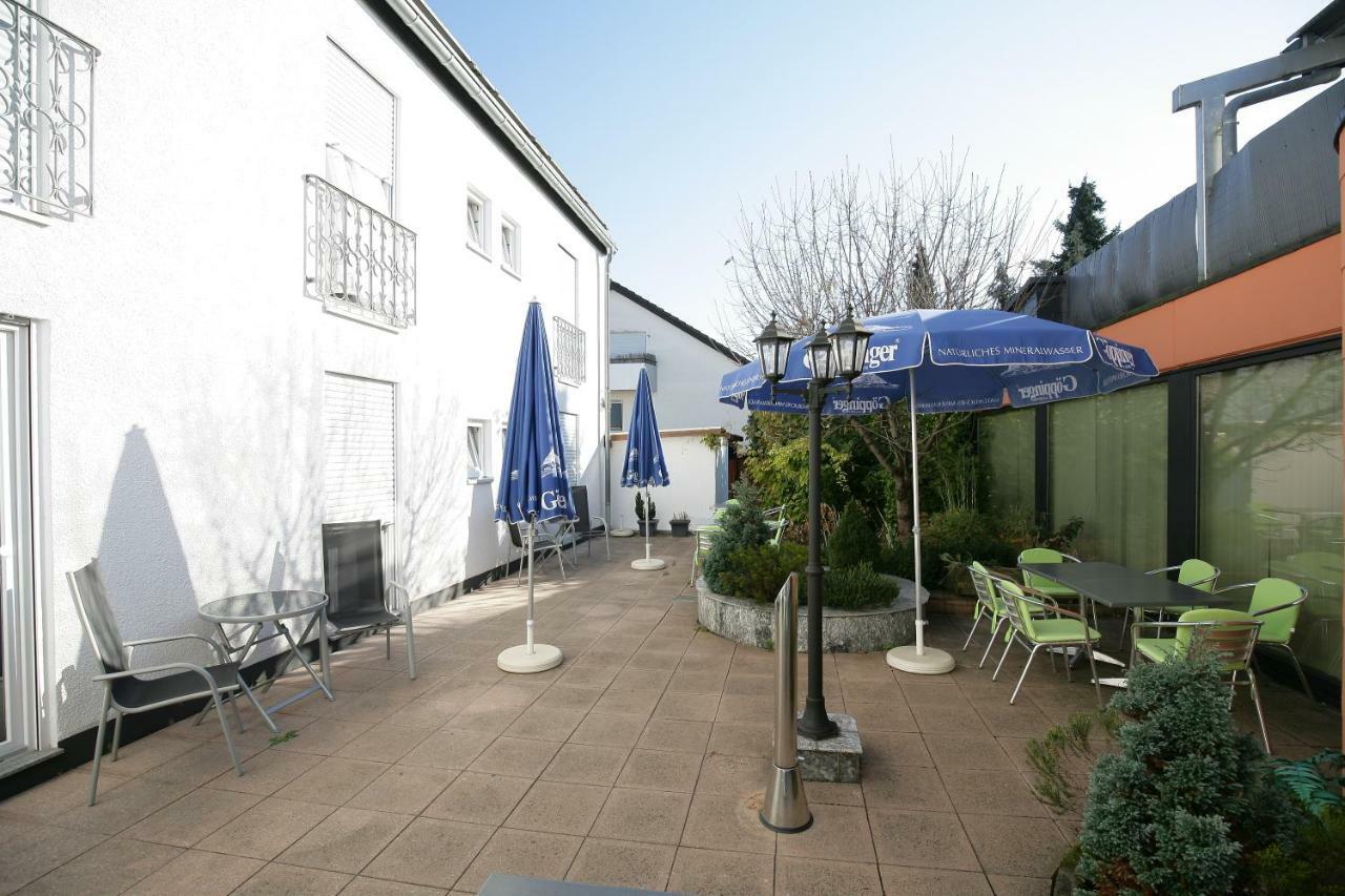 Hotel Am Baronenwald Göppingen Eksteriør bilde